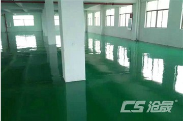 廈門滄晟環(huán)氧地坪,環(huán)氧樹脂地坪脫色的原因何在？
